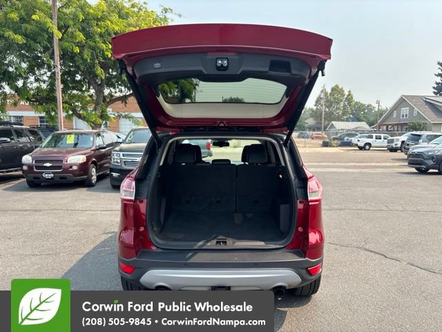 Used 2015 Ford Escape Titanium w/ Equipment Group 301A AWD/4WD image 29