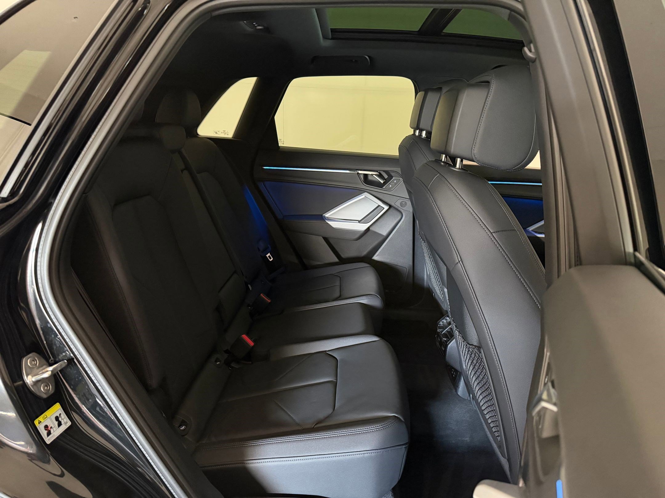 Certified 2023 Audi Q3 2.0T Premium Plus w/ Premium Plus Package AWD/4WD image 31