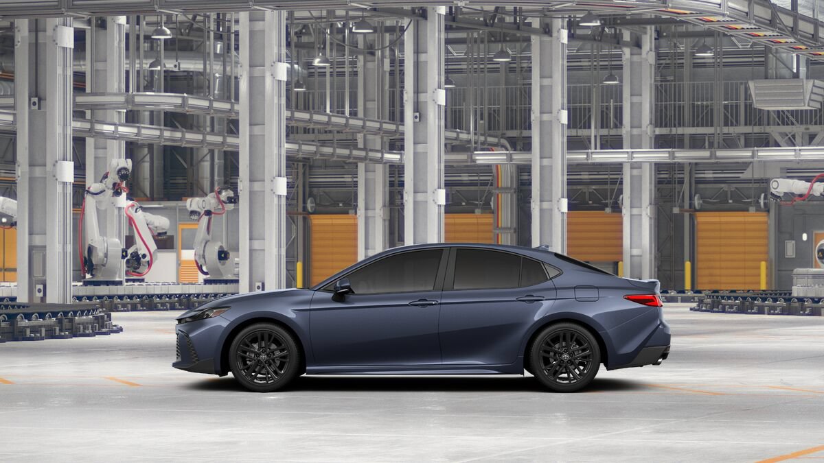New 2027 Toyota Camry SE FWD image 4