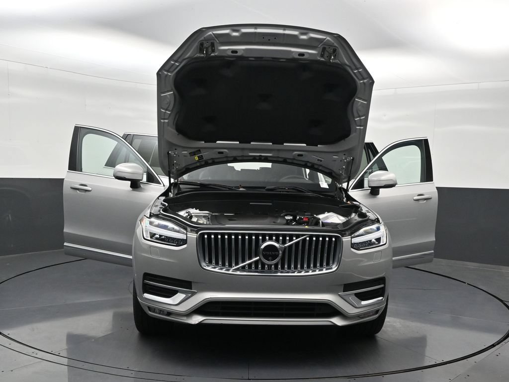 Used 2024 Volvo XC90 B6 Plus w/ Protection Package Premier AWD/4WD image 37
