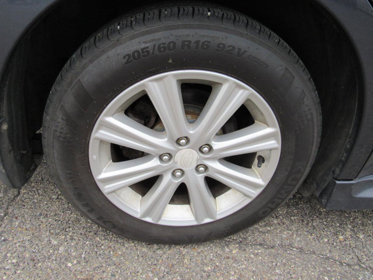 Used 2012 Subaru Legacy 2.5i w/ Alloy Wheel Pkg image 10