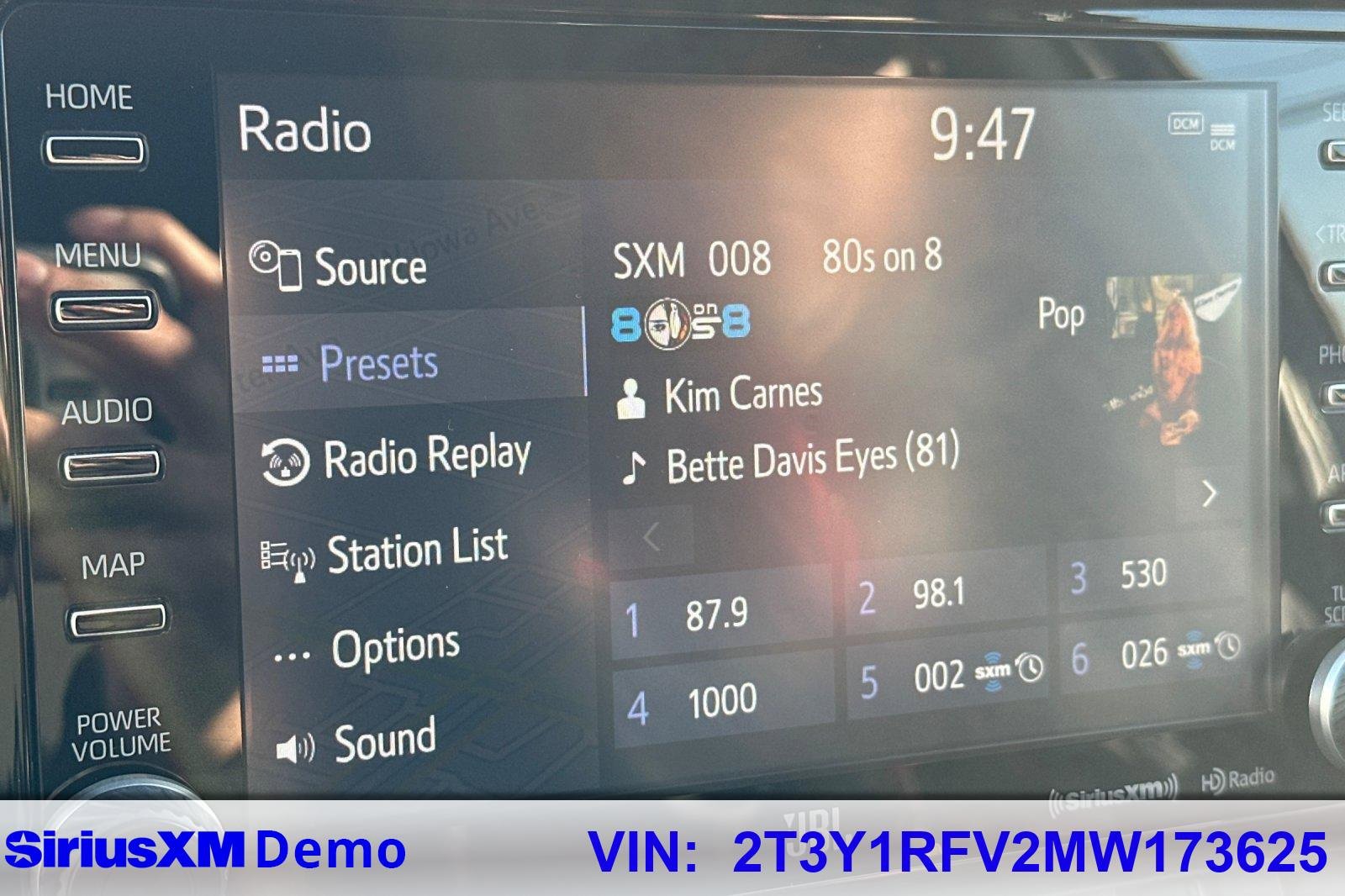 Used 2021 Toyota RAV4 Limited image 32