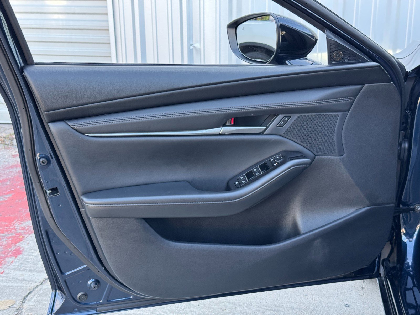 Used 2025 MAZDA MAZDA3 s image 38