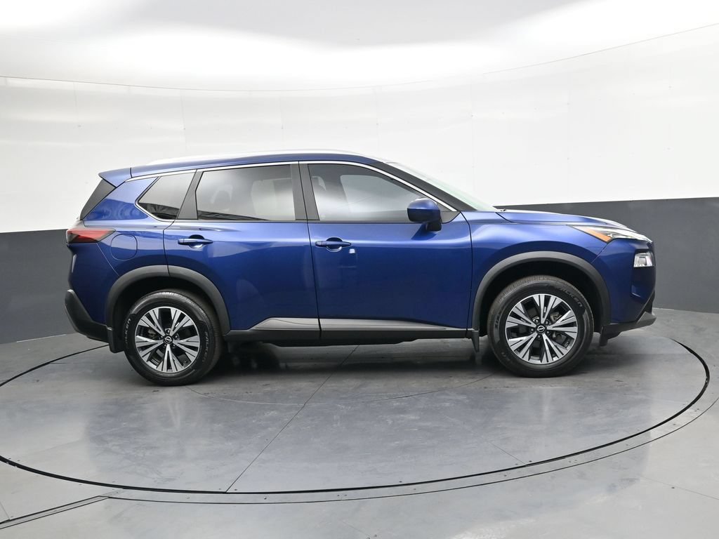 Used 2023 Nissan Rogue SV w/ SV Premium B Package FWD image 4