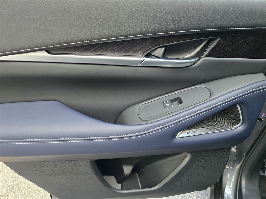 New 2026 INFINITI QX60 Sport w/ Dark Cargo Package image 9