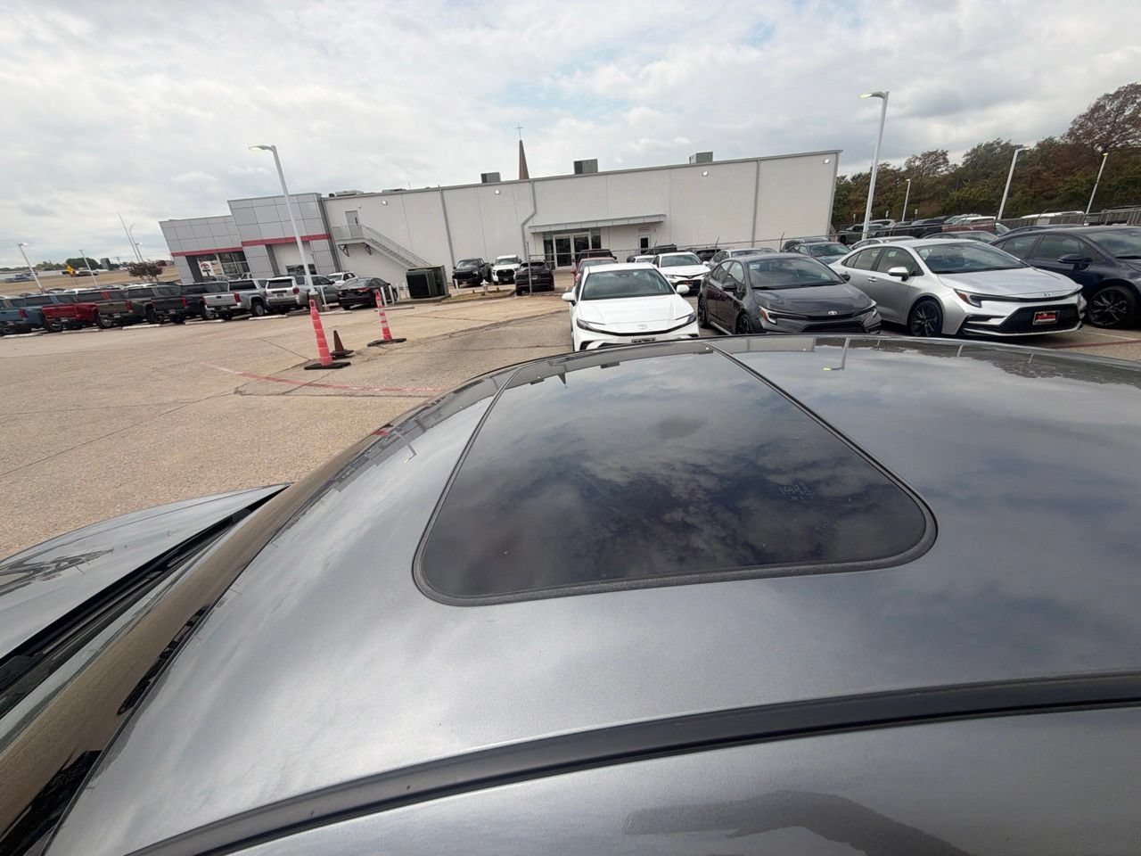 Used 2020 INFINITI Q50 Luxe RWD image 11