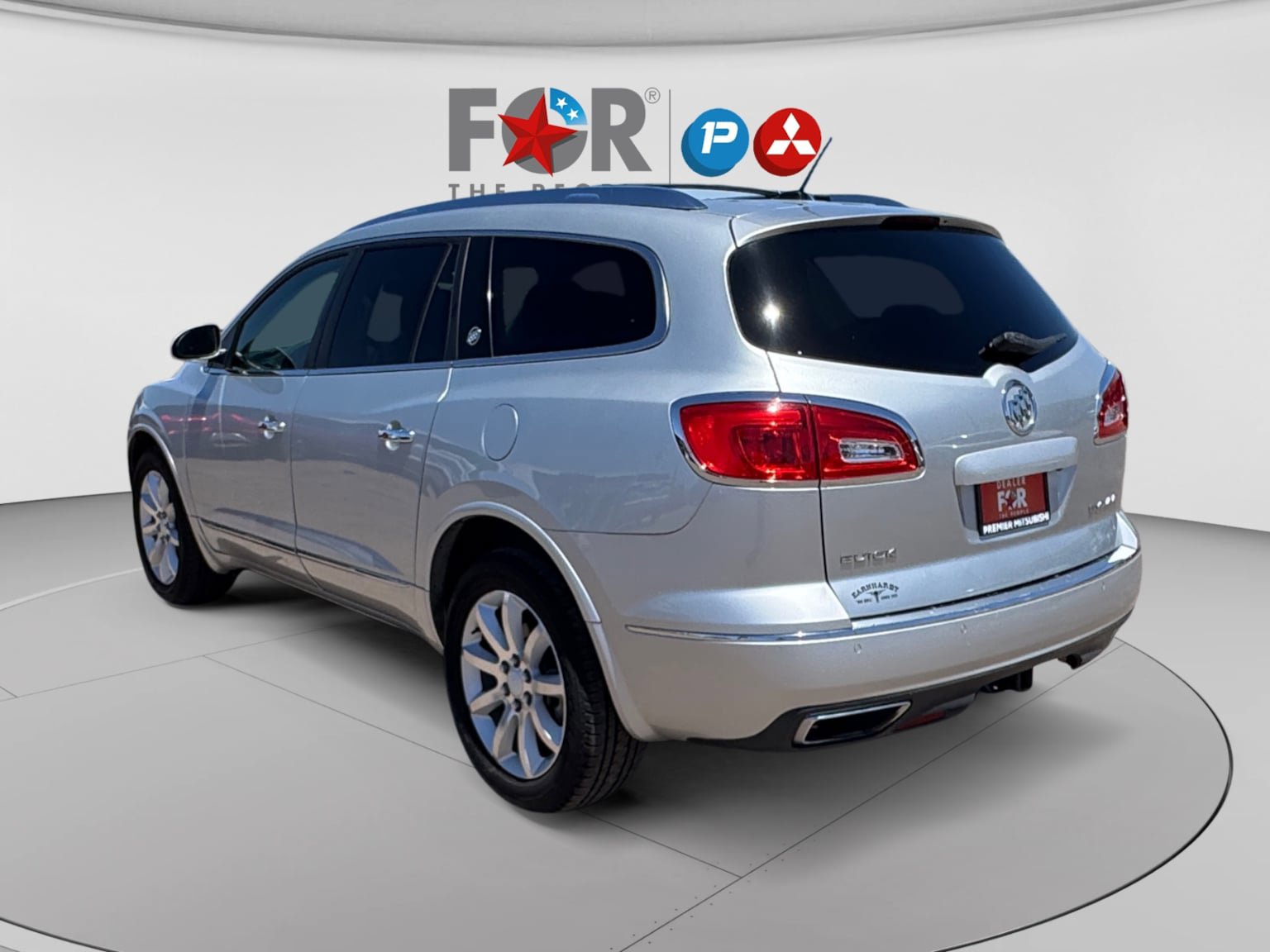 Used 2015 Buick Enclave Premium w/ Trailering Package FWD image 3