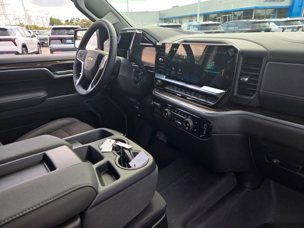 New 2026 Chevrolet Silverado 1500 LT image 5