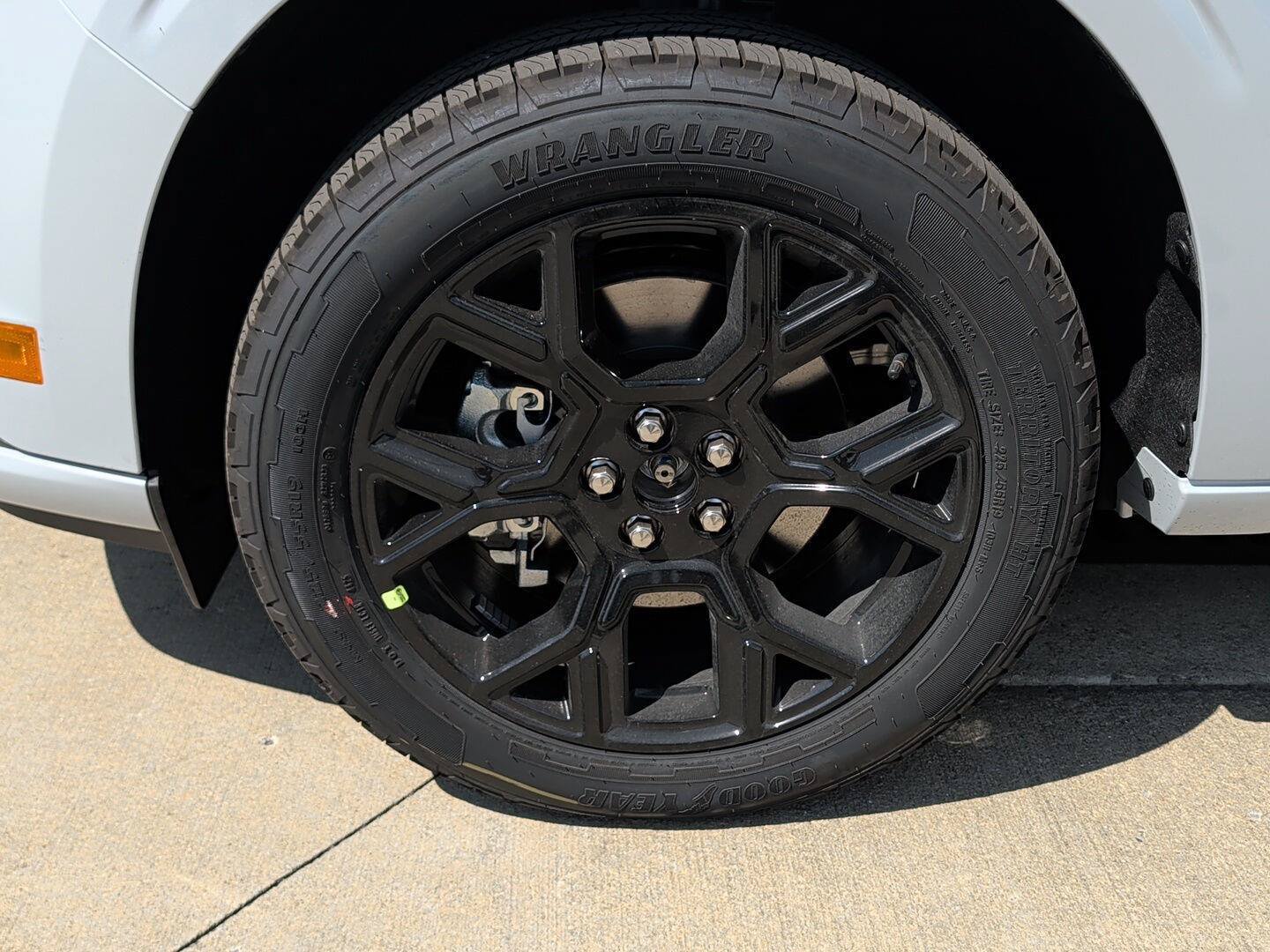 New 2026 Ford Maverick Lobo AWD/4WD image 35