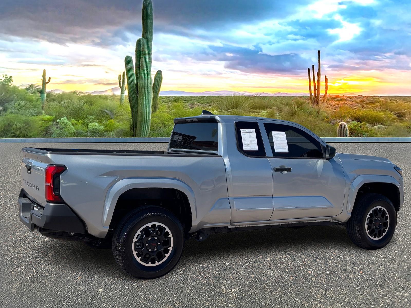 Used 2025 Toyota Tacoma SR image 5