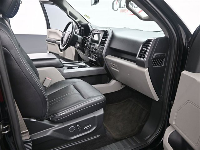 Used 2017 Ford F150 XLT w/ Equipment Group 302A Luxury image 16