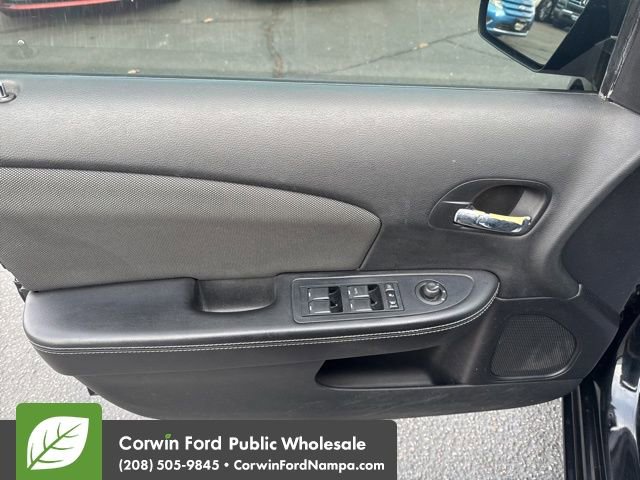 Used 2012 Dodge Avenger SE image 12