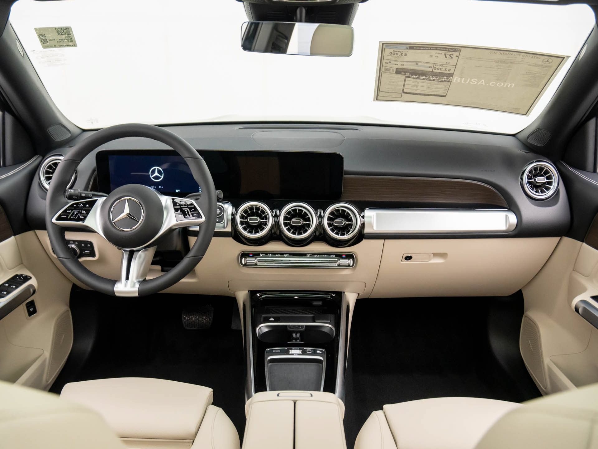 New 2026 Mercedes-Benz GLB 250 4MATIC image 10