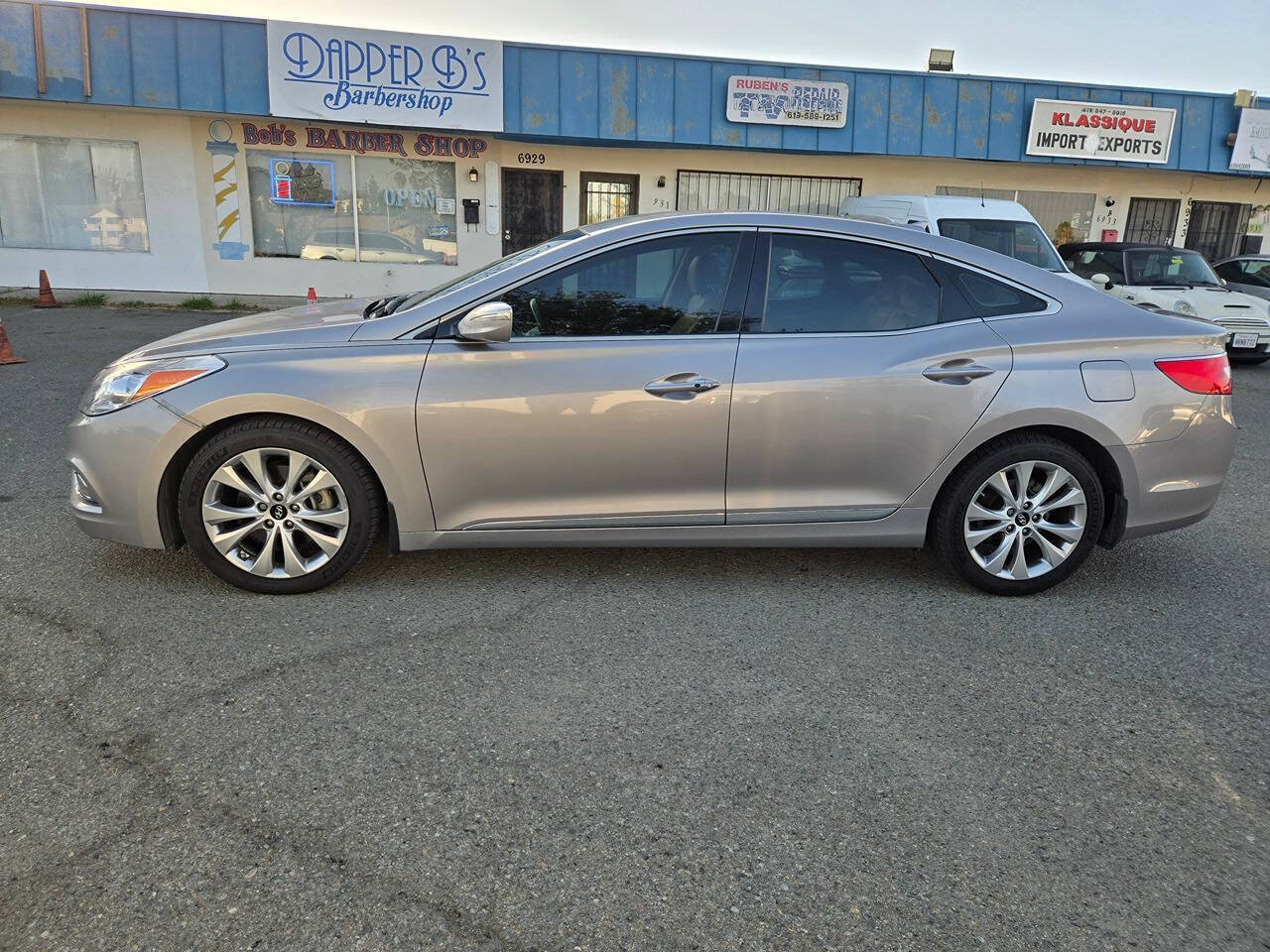 Used 2014 Hyundai Azera Limited FWD image 9