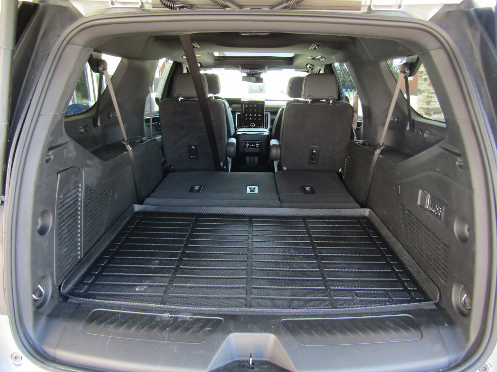 Used 2025 GMC Yukon XL Elevation AWD/4WD image 41