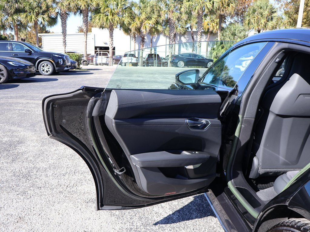 Used 2023 Audi e-tron GT Premium Plus image 24