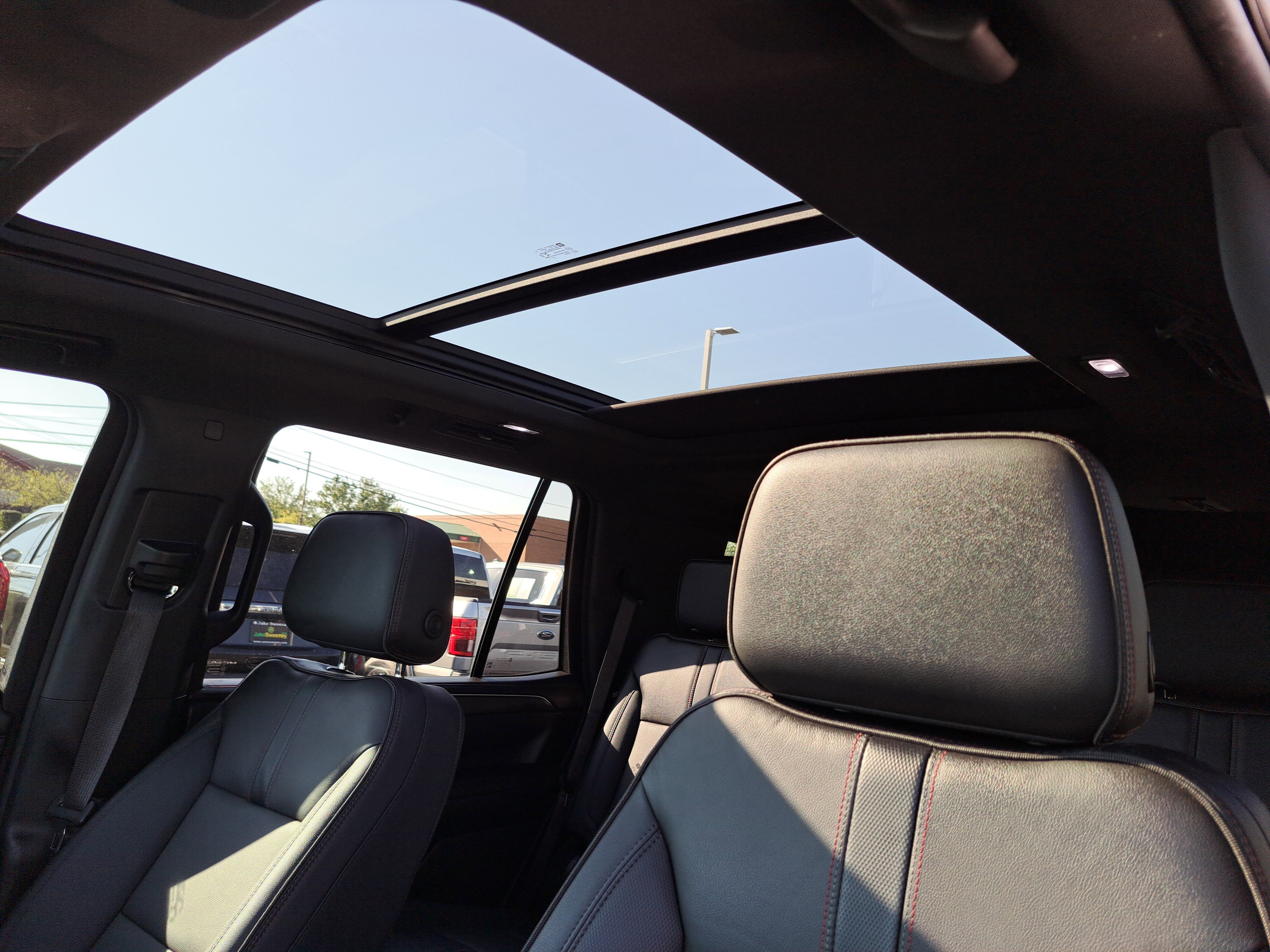 Used 2022 Chevrolet Tahoe RST w/ Sport Performance Package image 15