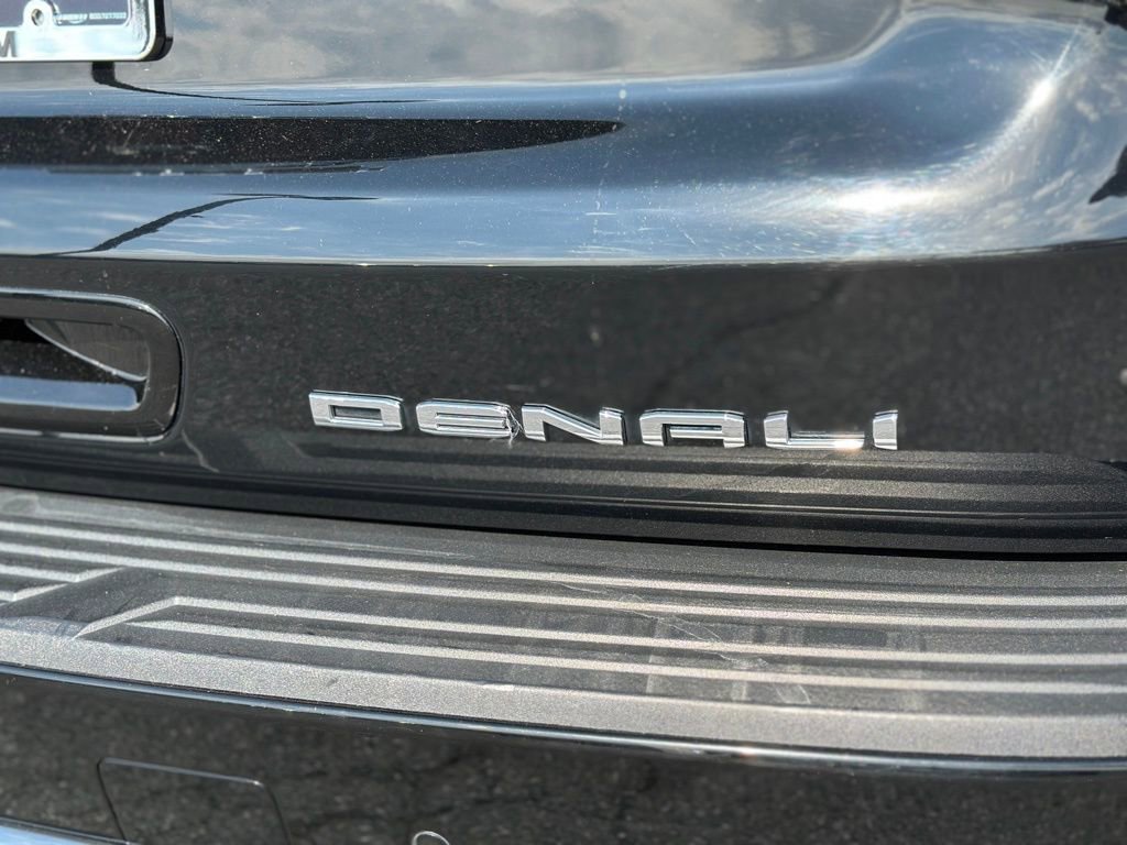 Used 2023 GMC Yukon Denali Ultimate AWD/4WD image 48