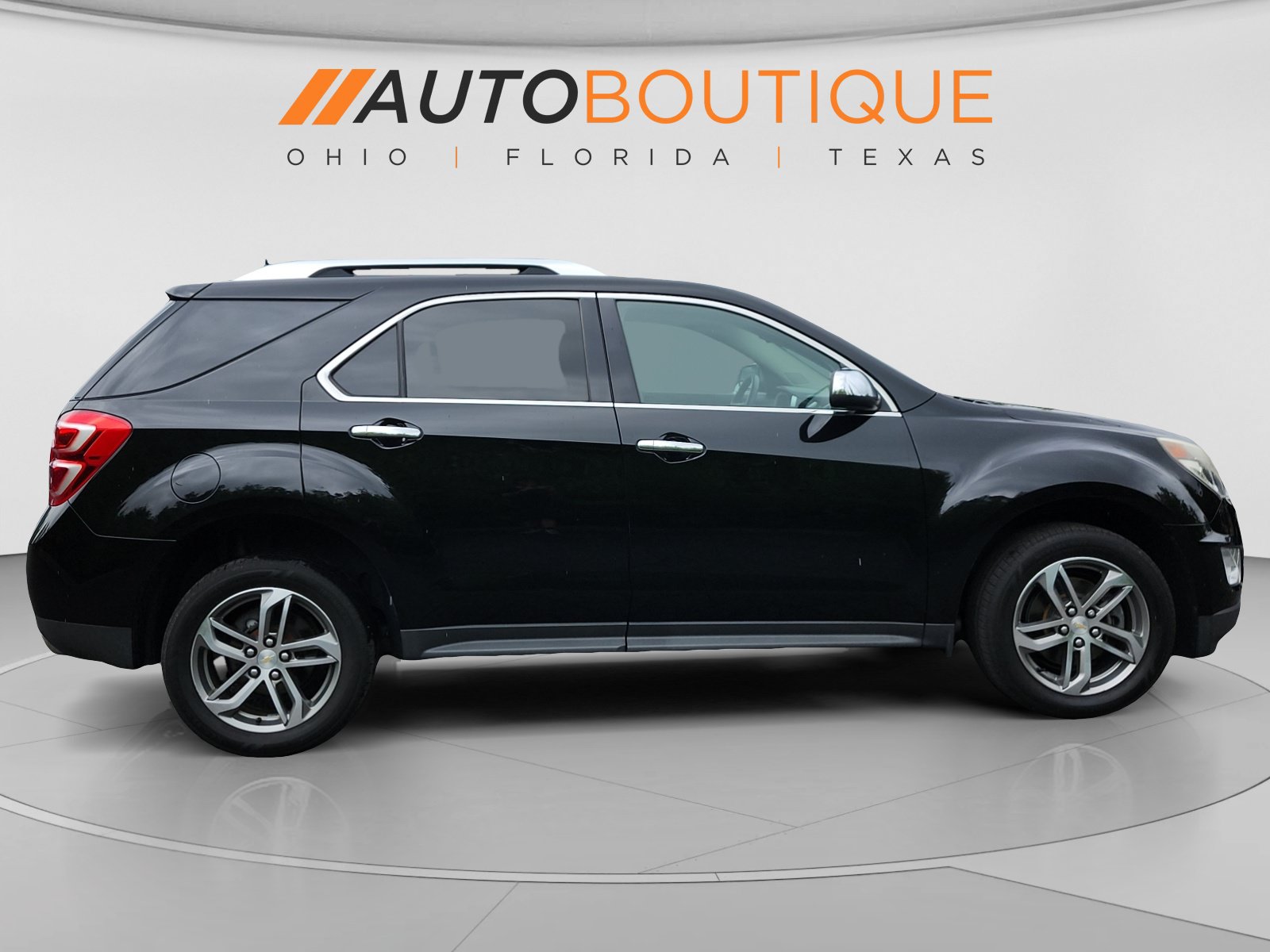 Used 2017 Chevrolet Equinox Premier w/ Enhanced Convenience Package AWD/4WD image 11