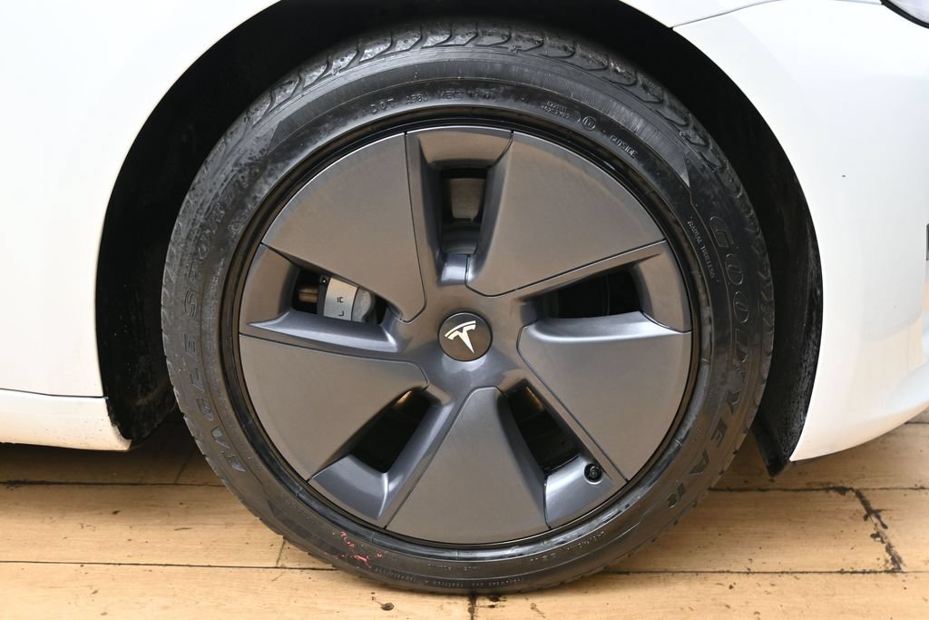 Used 2023 Tesla Model 3 Standard Range RWD image 16