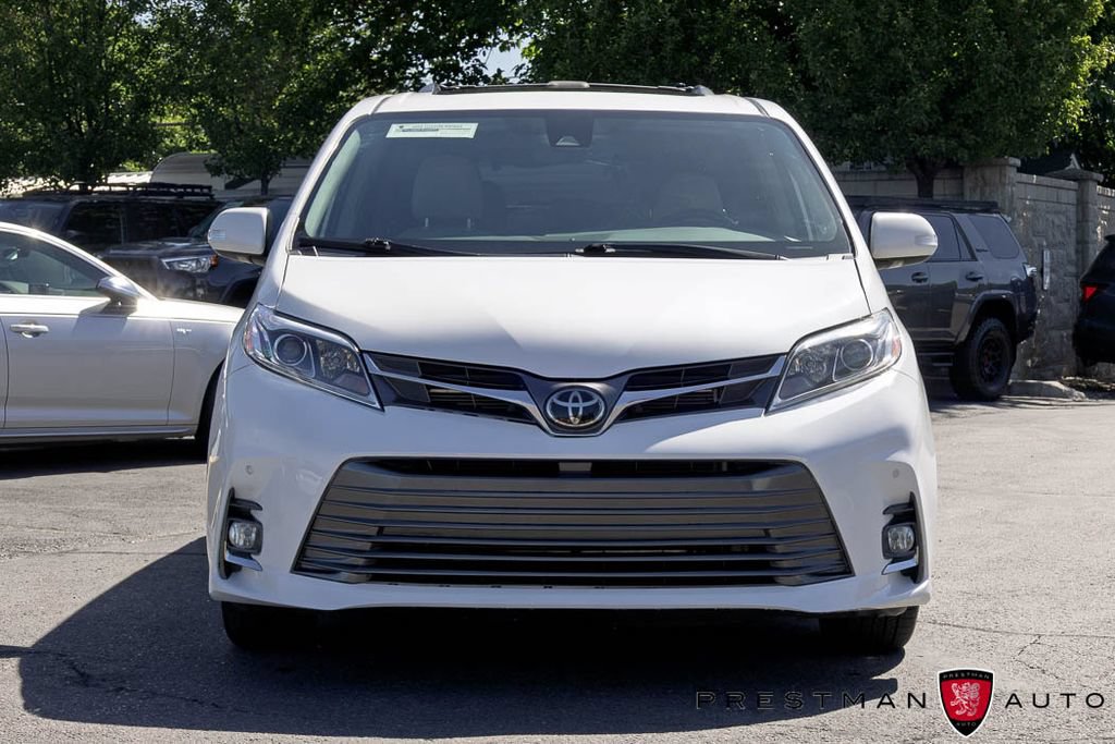 Used 2020 Toyota Sienna Limited FWD image 16