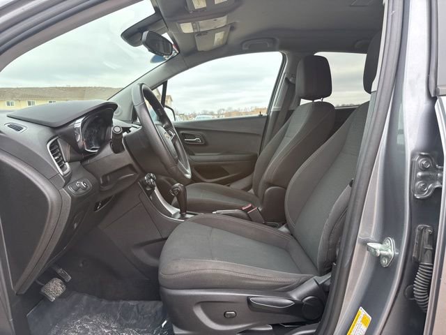 Used 2020 Chevrolet Trax LS w/ Tint and Cruise Package image 11
