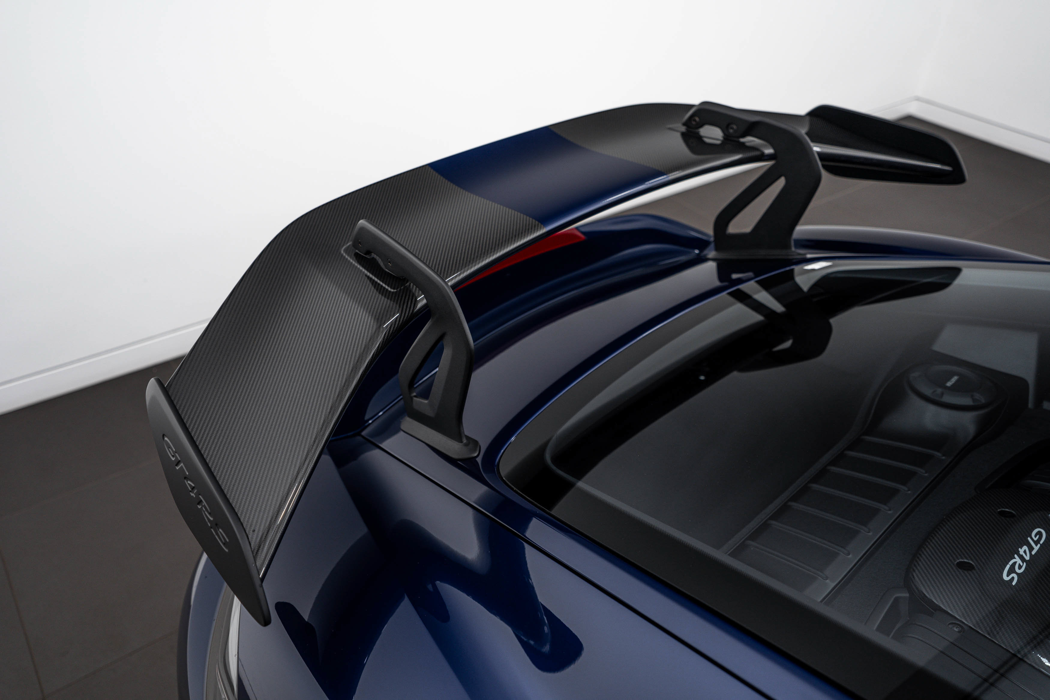 Certified 2025 Porsche 718 Cayman GT4 RS RWD image 24
