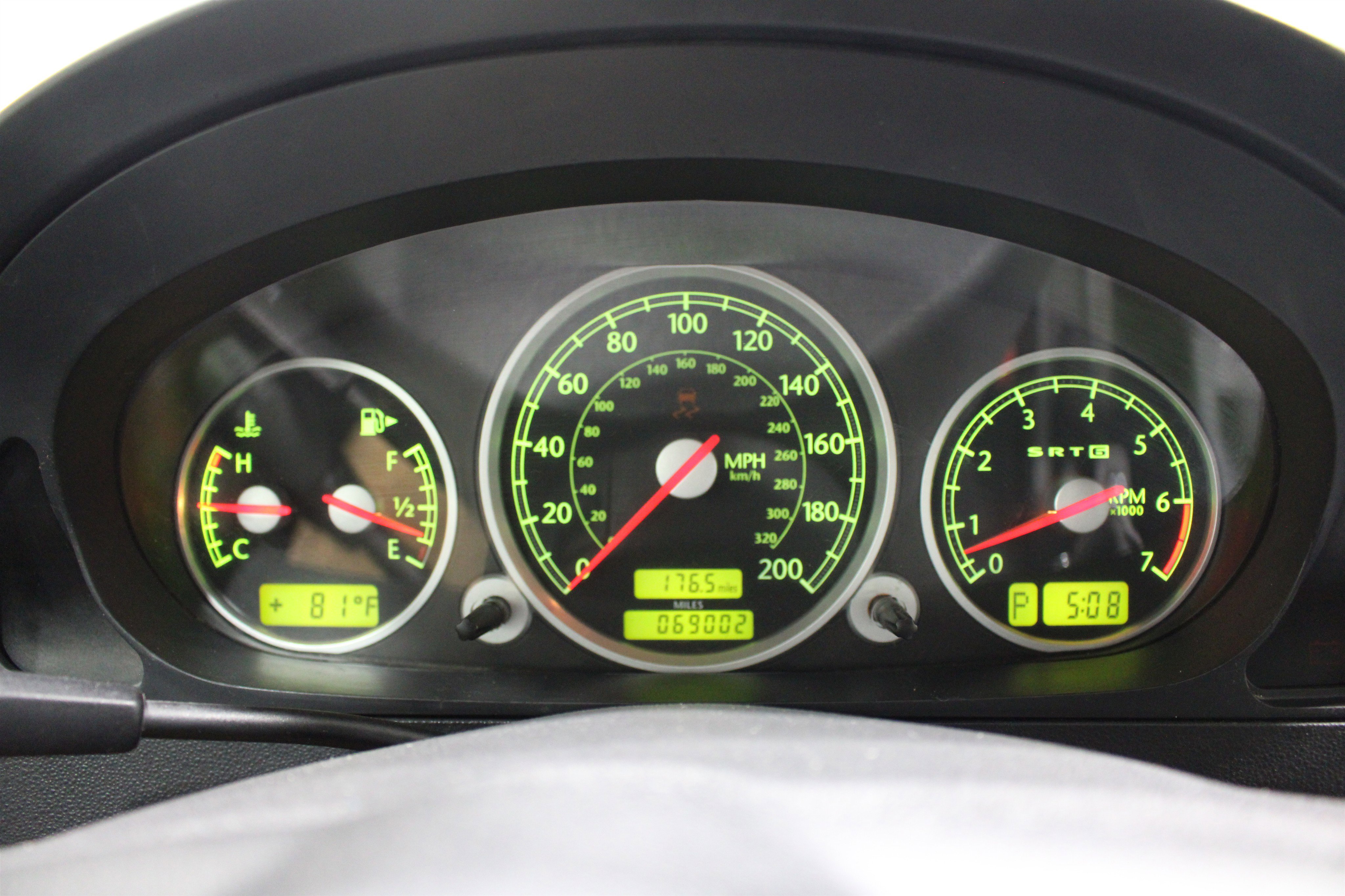 Used 2005 Chrysler Crossfire SRT-6 image 10