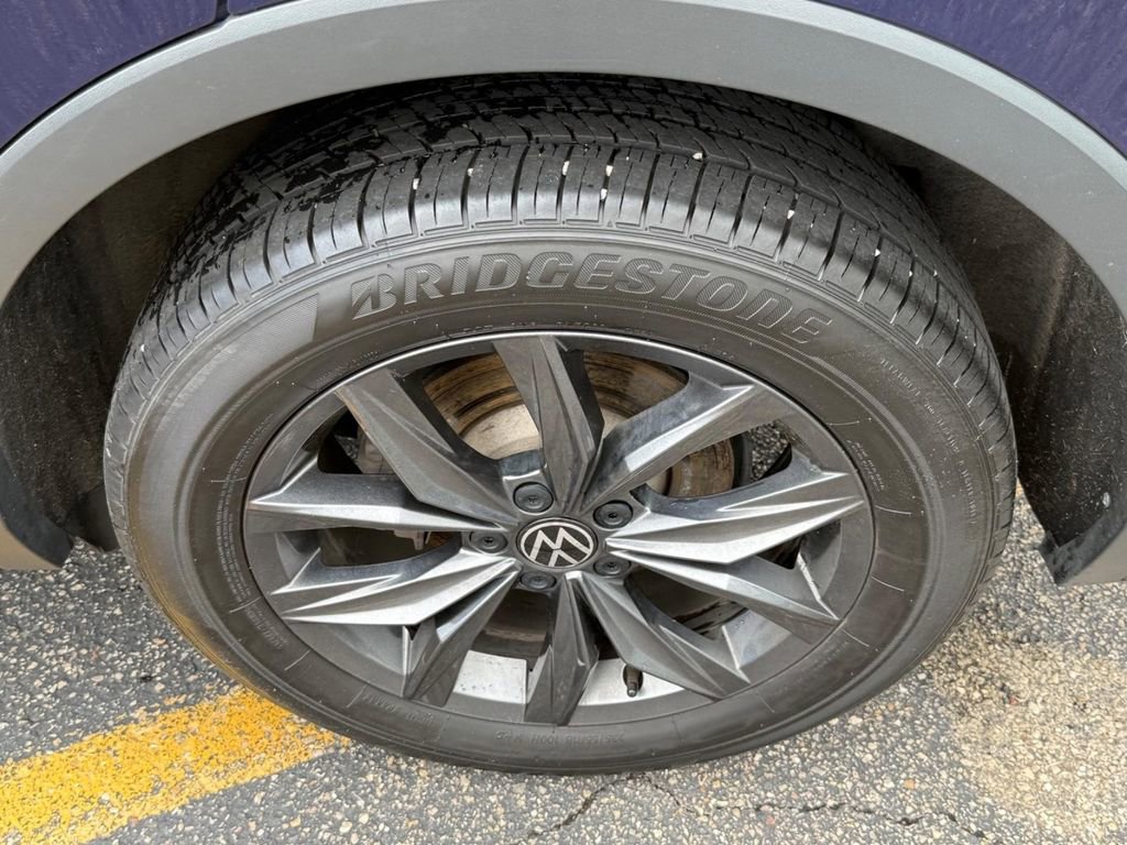 Certified 2023 Volkswagen Tiguan SE AWD/4WD image 7