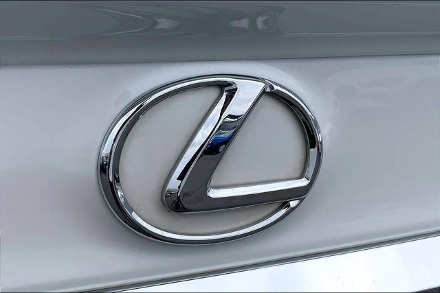 Used 2016 Lexus ES 350 350 w/ Luxury Package w/Wood Trim image 28