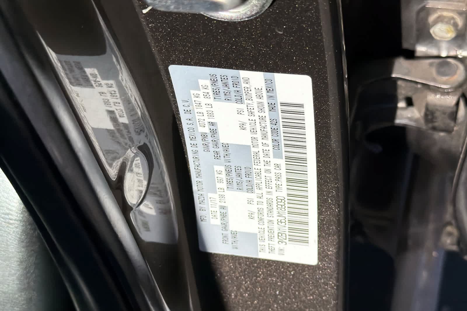 Used 2018 MAZDA MAZDA3 Touring FWD image 31