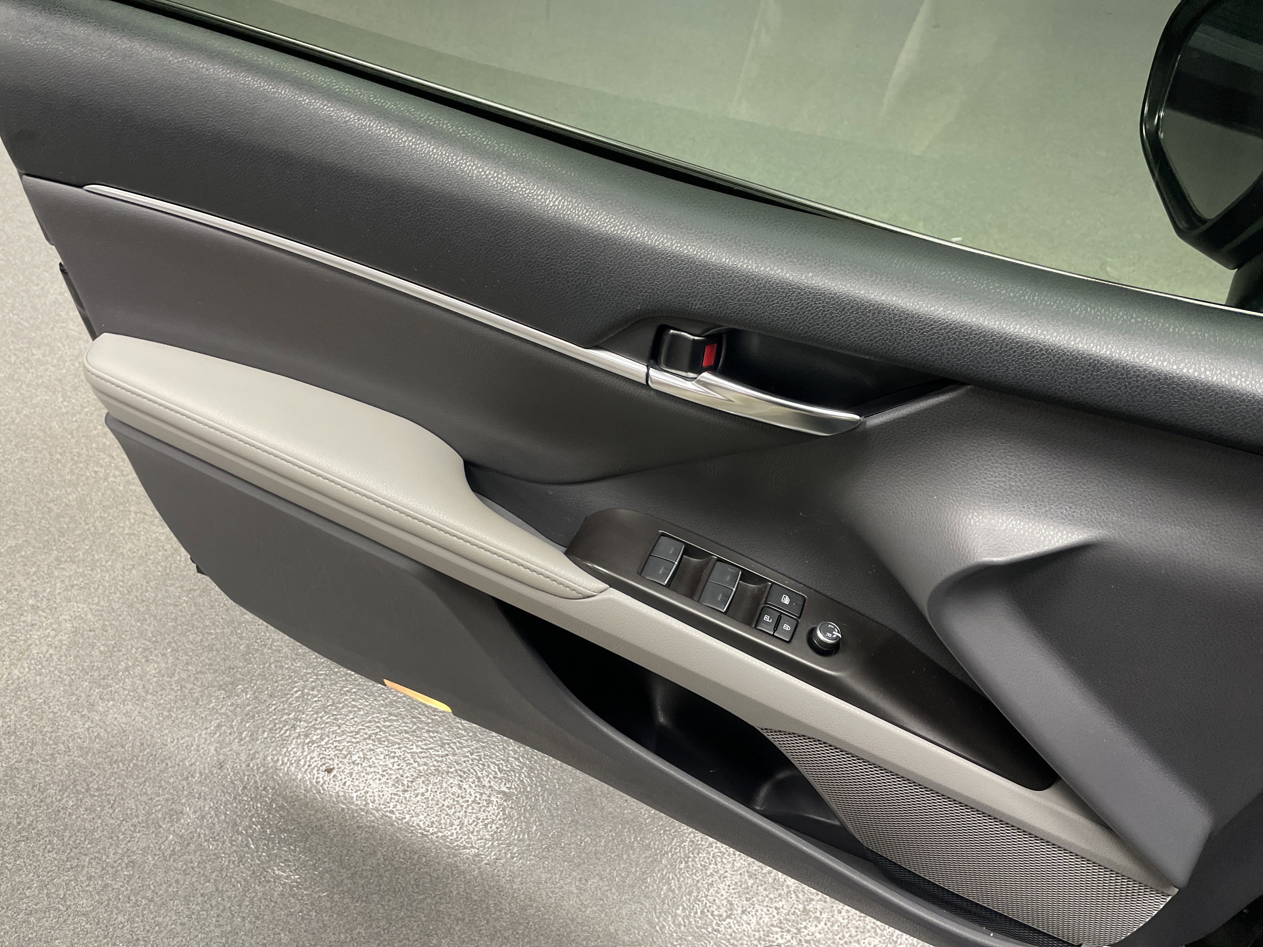 Certified 2023 Toyota Camry XSE image 14