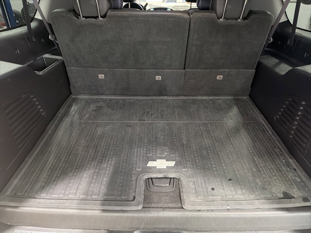 Used 2017 Chevrolet Suburban Premier image 42