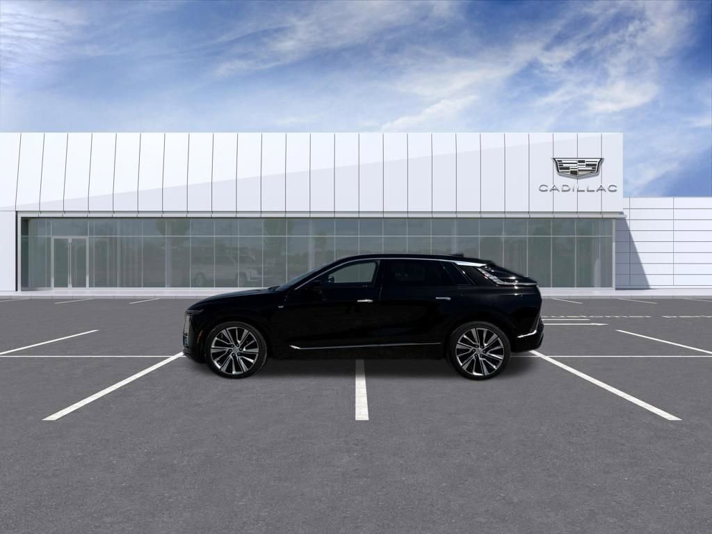 Certified 2025 Cadillac Lyriq Luxury AWD/4WD image 5