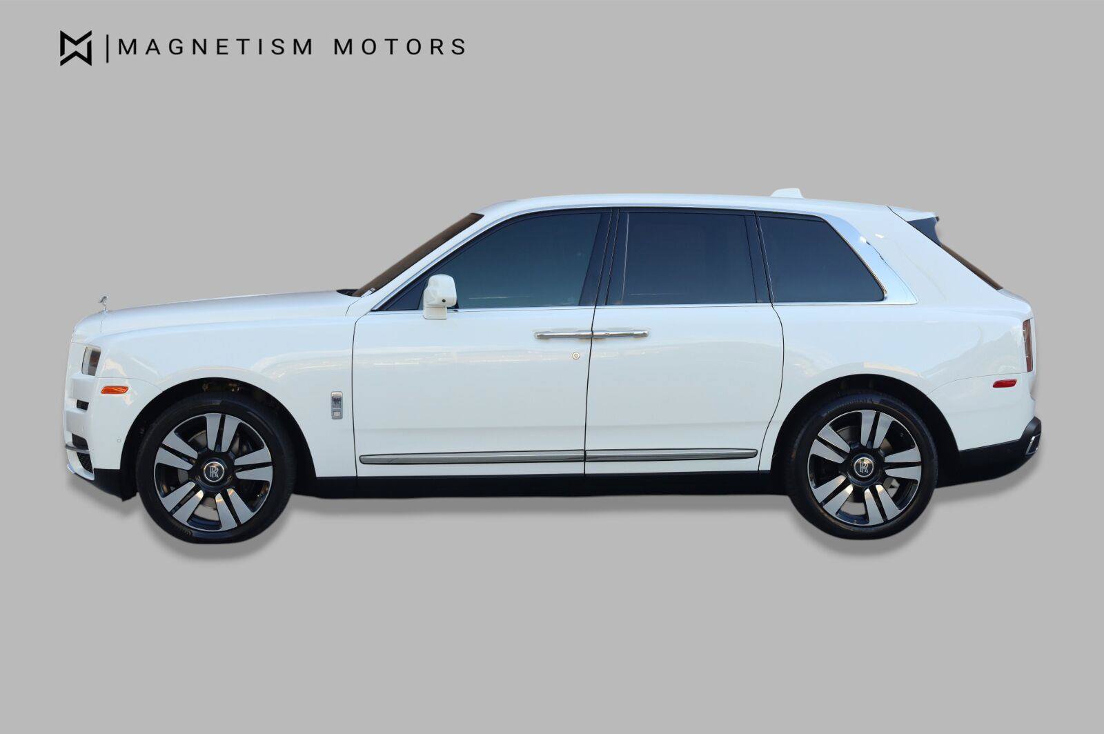 Used 2019 Rolls-Royce Cullinan AWD/4WD image 2