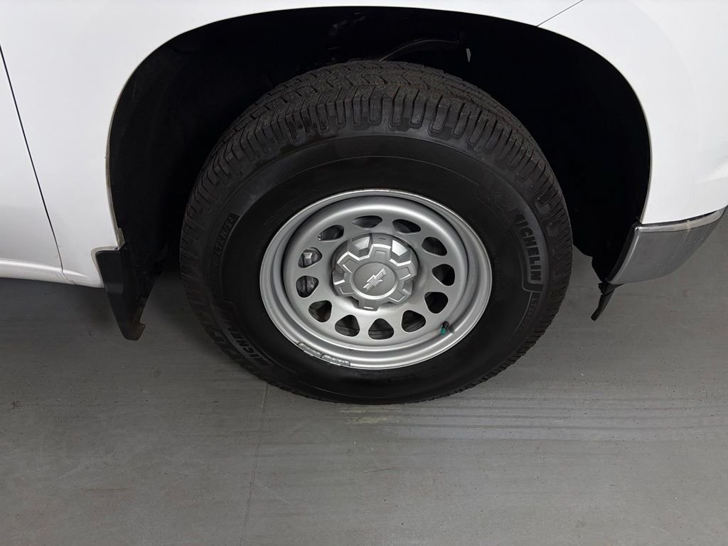 Used 2023 Chevrolet Silverado 1500 W/T w/ WT Value Package RWD image 10