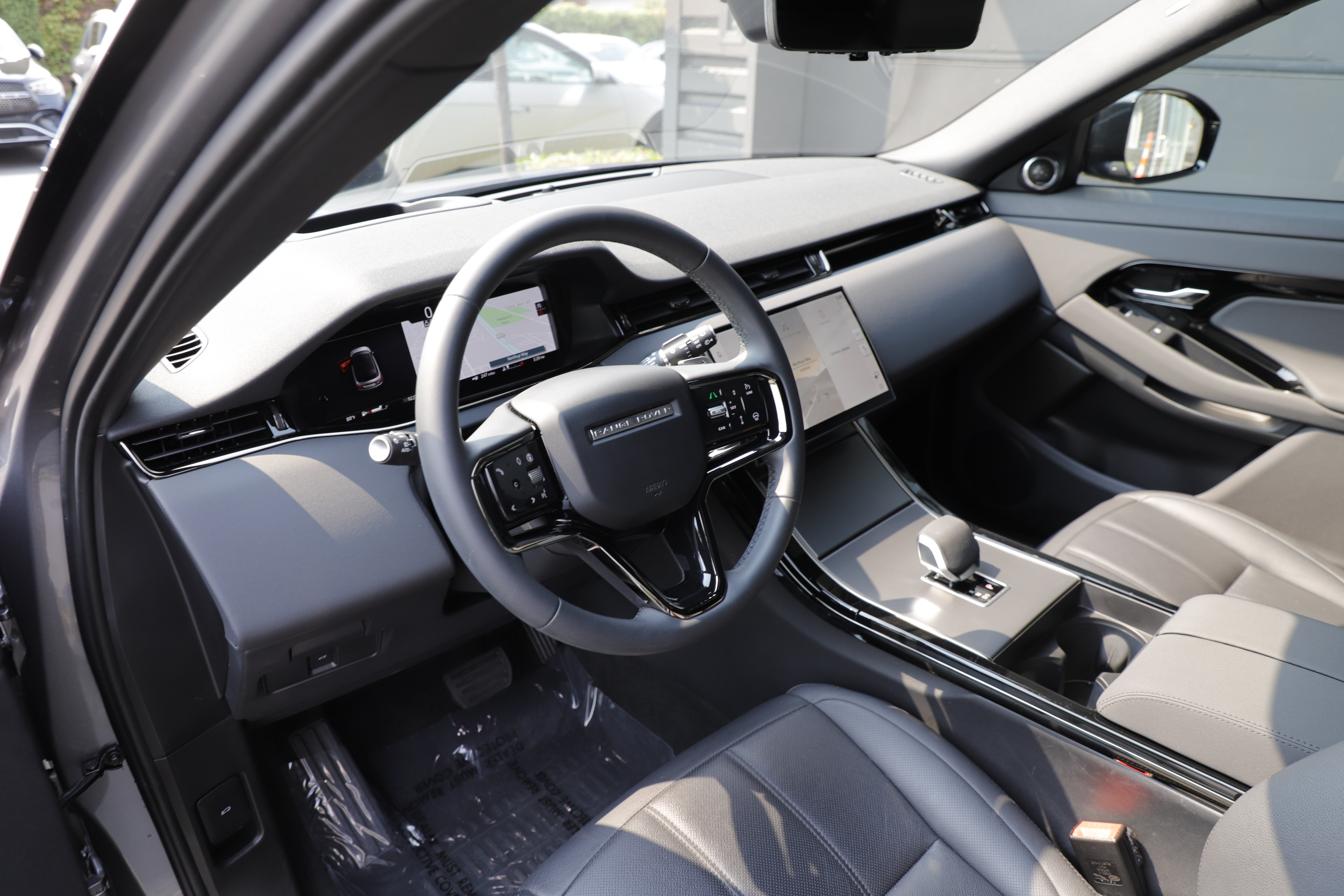 Certified 2026 Land Rover Range Rover Evoque S AWD/4WD image 17