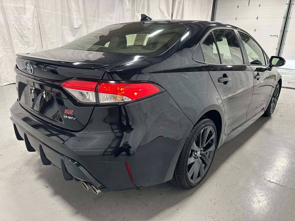 Used 2025 Toyota Corolla SE FWD image 7