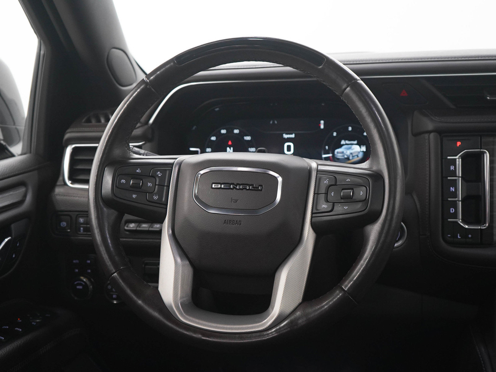 Used 2023 GMC Yukon XL Denali w/ Advanced Technology Package AWD/4WD image 20