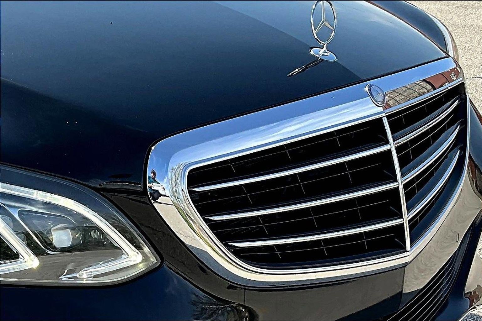 Used 2016 Mercedes-Benz E 350 4MATIC Wagon image 32