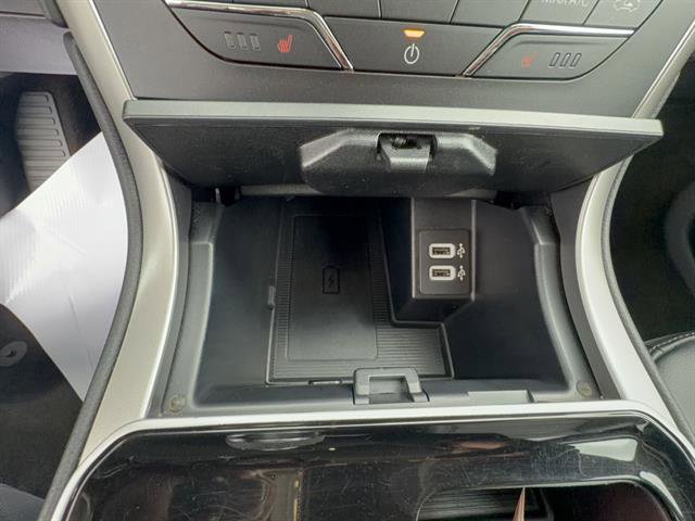 Used 2019 Ford Edge SEL w/ Equipment Group 201A AWD/4WD image 19