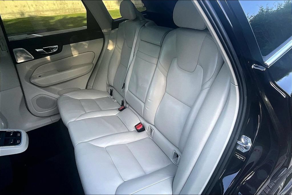 Used 2018 Volvo XC60 T6 Inscription w/ Convenience Package AWD/4WD image 35