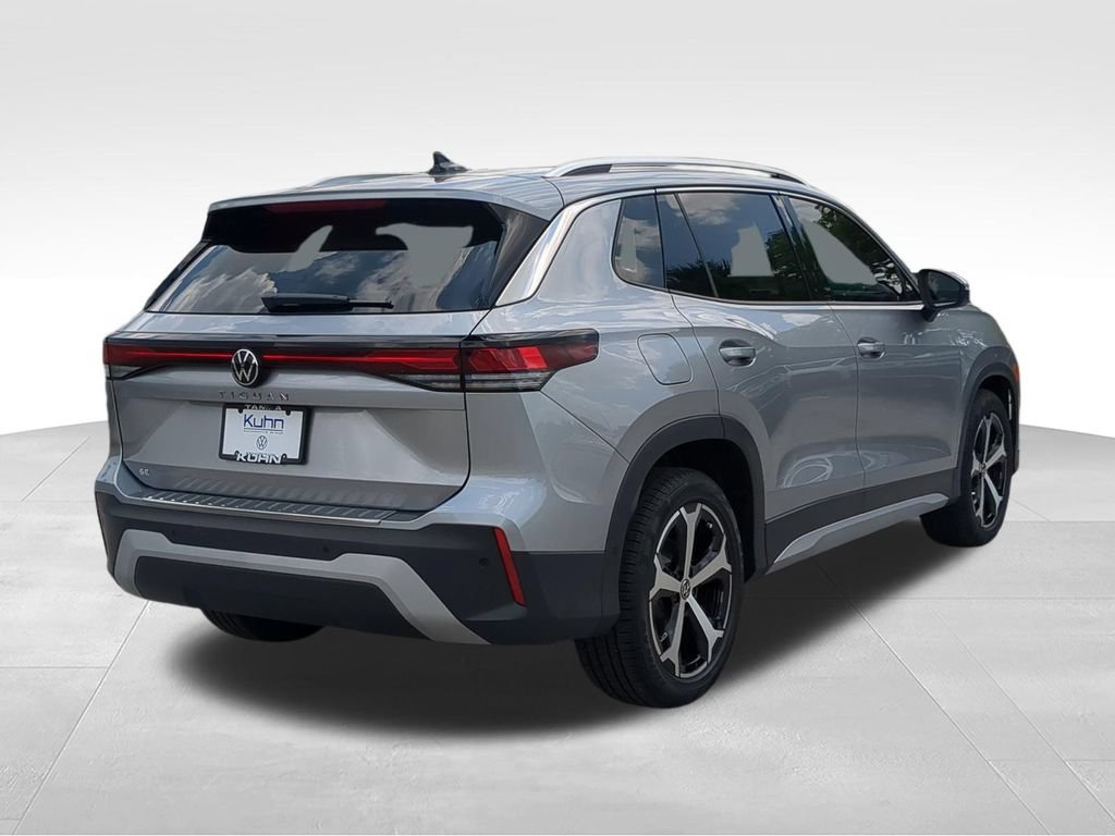 New 2026 Volkswagen Tiguan SE FWD image 3