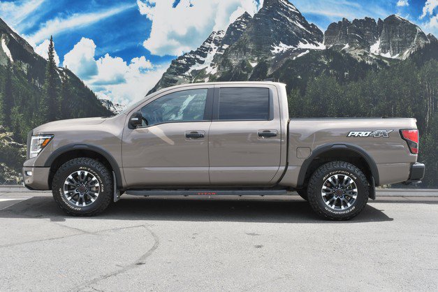 Used 2024 Nissan Titan PRO-4X w/ Pro-4x Convenience Package AWD/4WD image 7