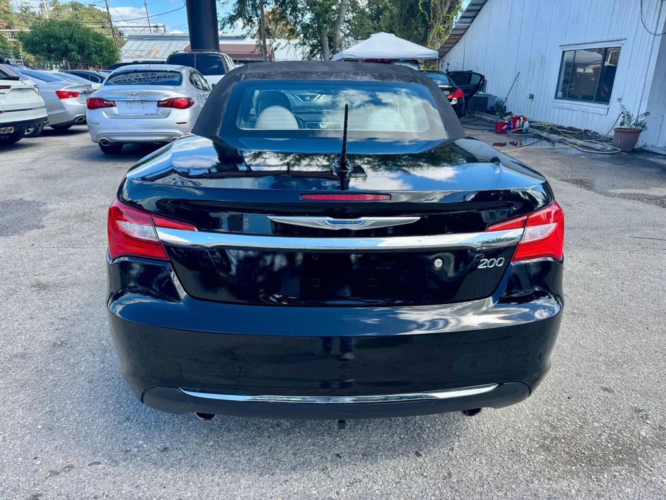 Used 2012 Chrysler 200 Touring image 16