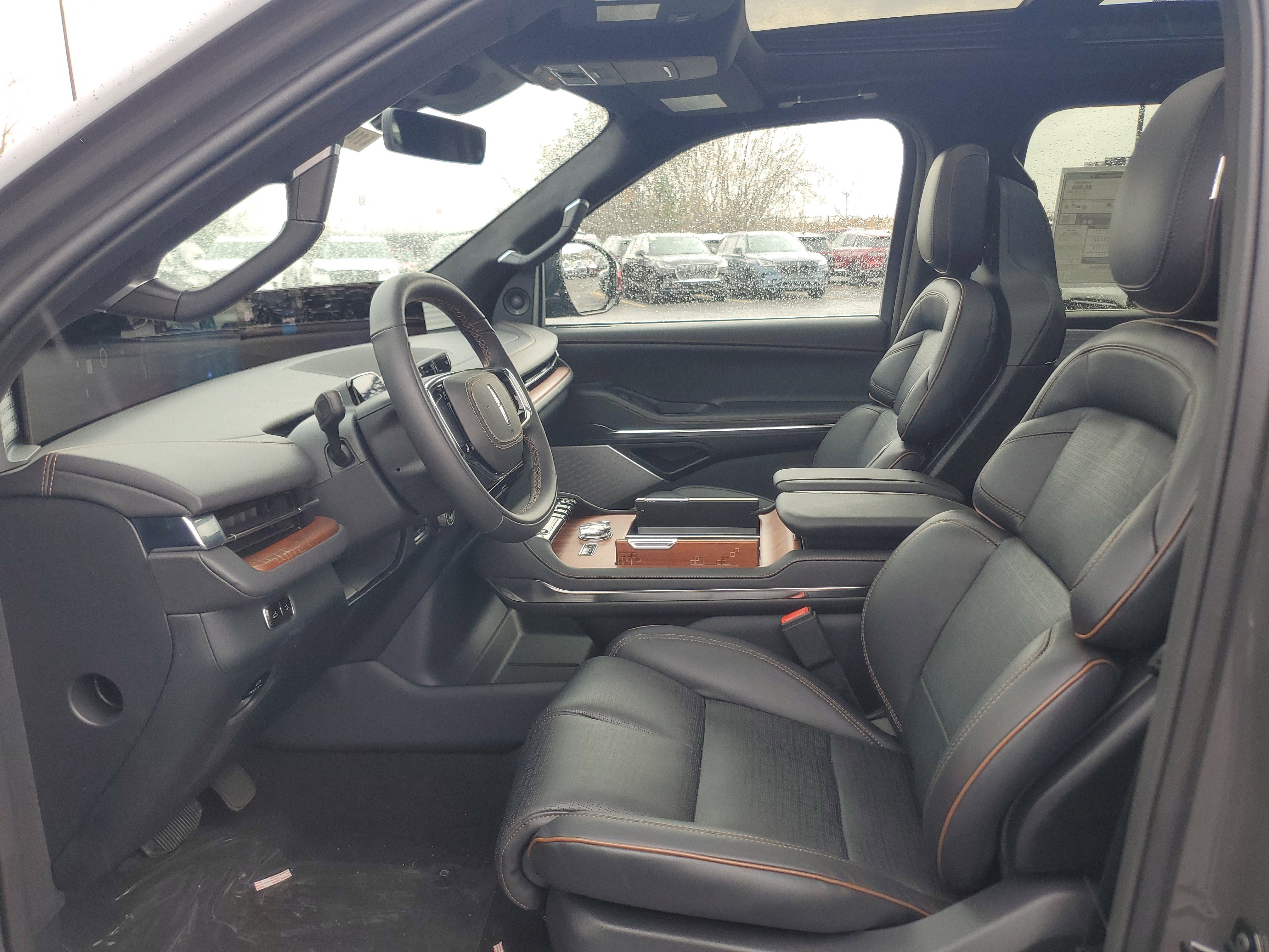 New 2026 Lincoln Navigator L Black Label image 12