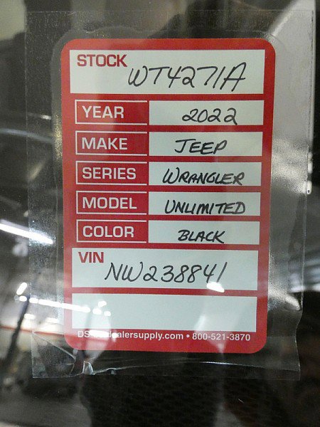 Used 2022 Jeep Wrangler Unlimited Sahara image 28