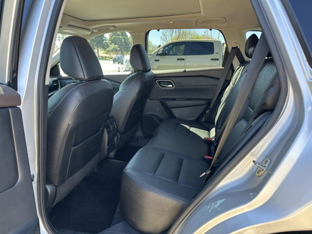 Used 2021 Nissan Rogue SL image 13
