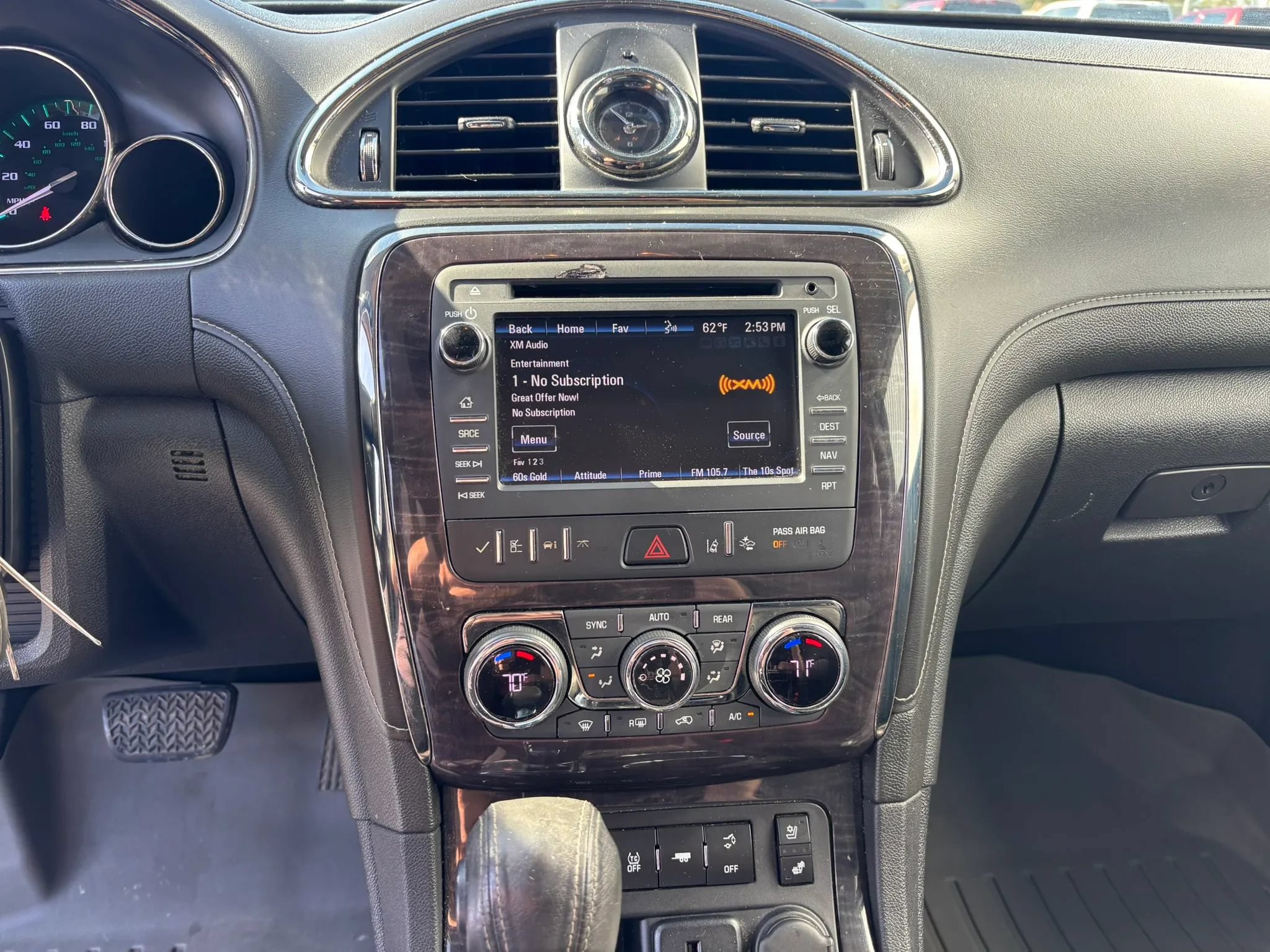 Used 2015 Buick Enclave Premium w/ Trailering Package AWD/4WD image 30