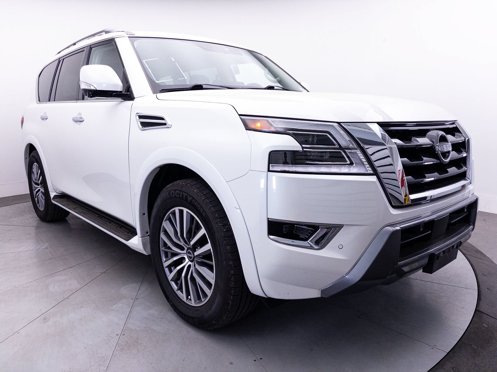 Used 2023 Nissan Armada SL w/ Cargo Package RWD image 13